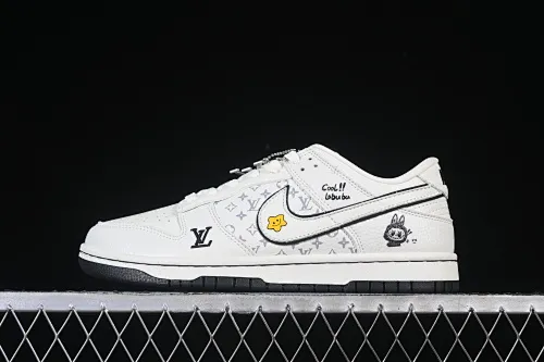 All Categories Nk SB Dunk Series Nk SB Dunk Low High-end Customized Low-top Sneakers Nike SB Dunk Low LV Rabbu Three-Party Co-branded White Carbon Black High-end Customized Low-top Casual Sneakers SC0601-455